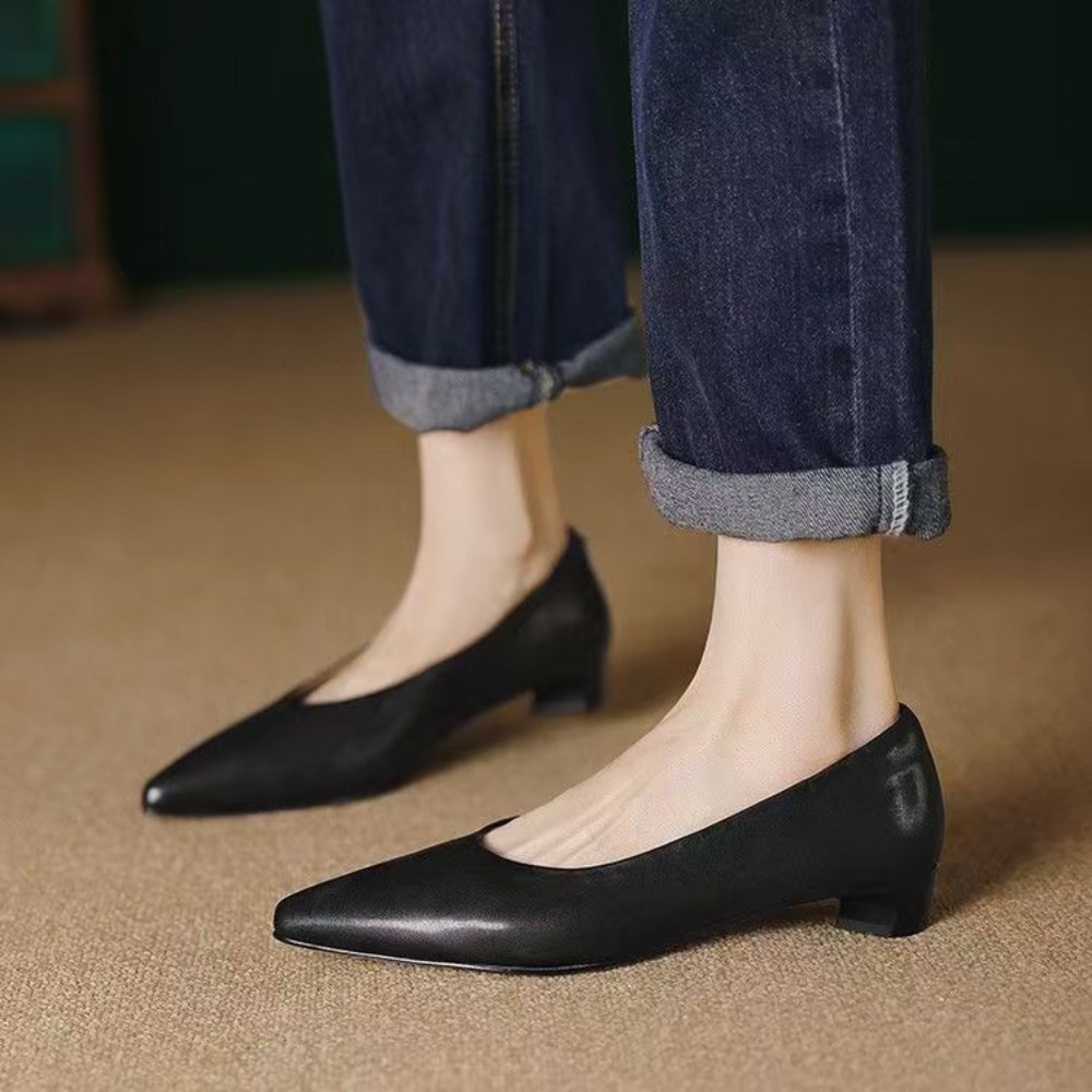 Women Shoes Black - ​ ​ 2026年新作 レディース ローヒールパンプス ブラックレザー