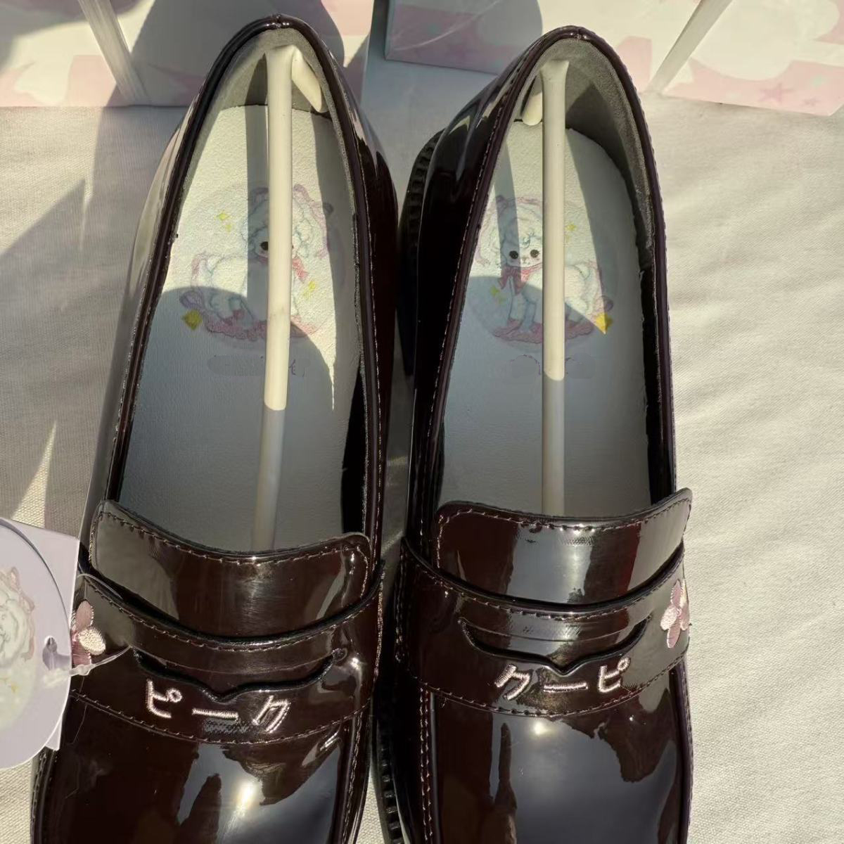 素敵な日本風女子ロリータJK縫製シューズ、女子学生向け刺繍入 - Women'S Shoes Kitten Heels のレビューと価格