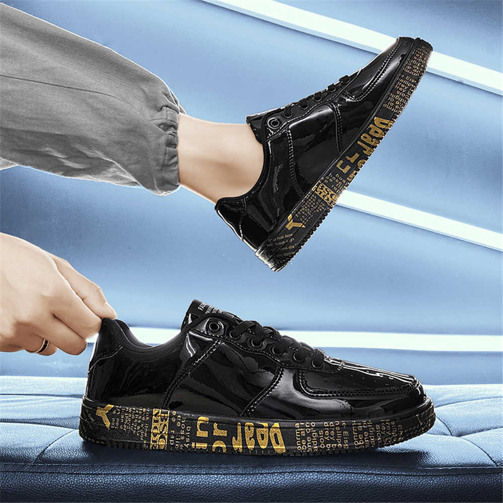赤いスニーカー カジュアル レディース フラット スポーツ  - Women'S Shoes To Buy のレビューと価格