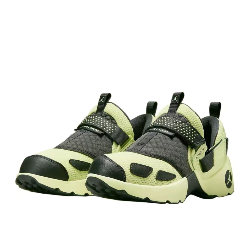 ナイキ エア ジョーダン トランナー LX レディース 滑り - Women Shoes Jordan のレビューと価格