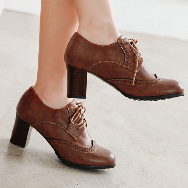 女性のためのヴィンテージハイヒールローファー,レースアップシ - Women'S Shoes Big Feet のレビューと価格