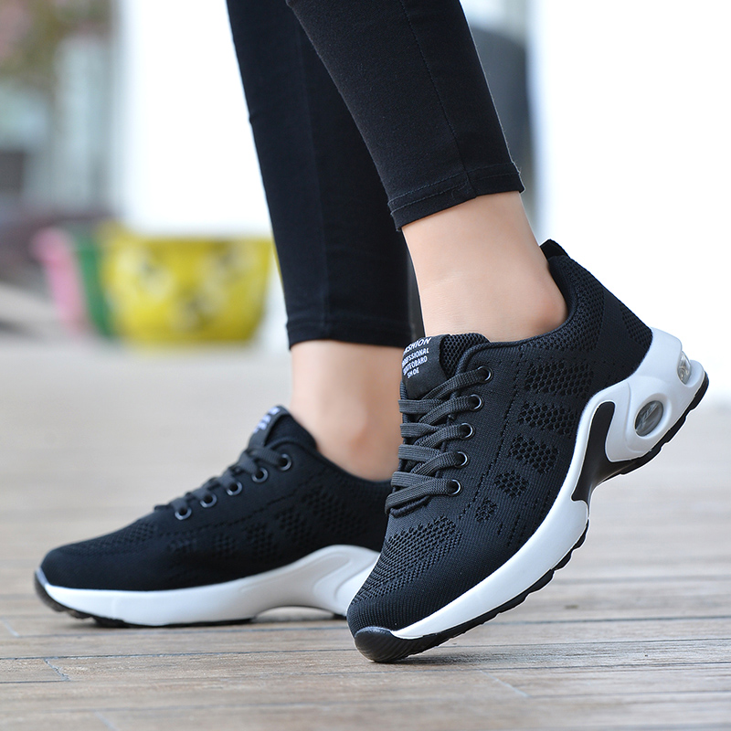 新しいファッション女性のバックスクールランニングシューズ通気 - Women'S Shoes Back To School のレビューと価格