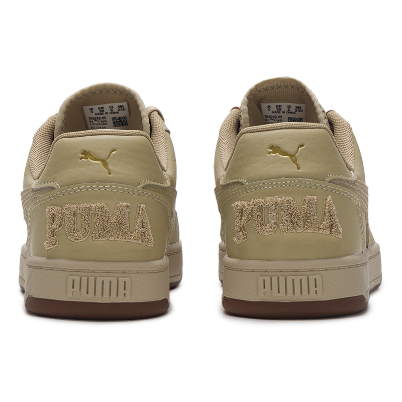 プーマ 通気性のあるロートップカジュアルスニーカー ホワイト - Women Shoes Puma のレビューと価格