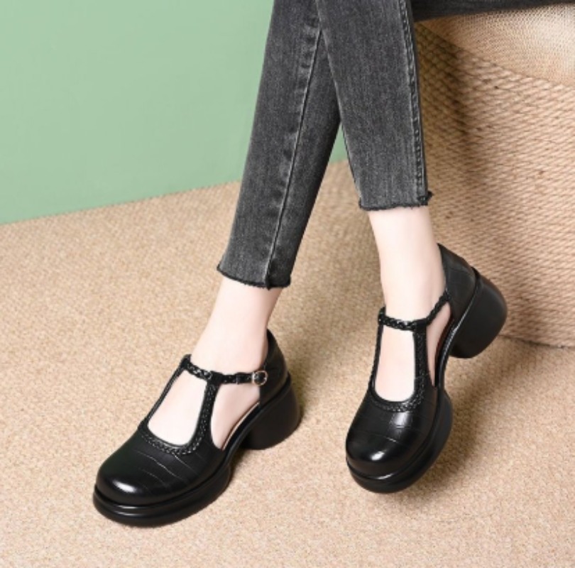 レディース ブラック クロコダイル柄 メリージェーン サンダ - Women Shoes Black のレビューと価格