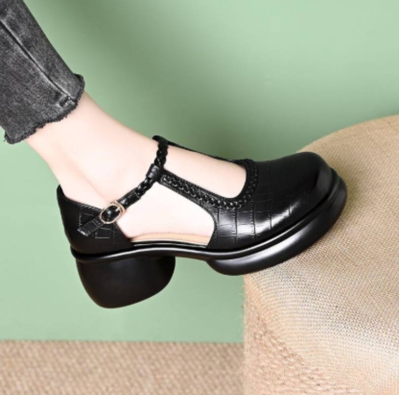 レディース ブラック クロコダイル柄 メリージェーン サンダ - Women Shoes Black のレビューと価格